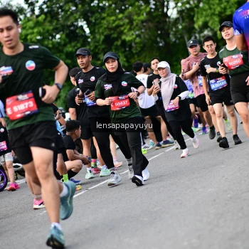 Runner Photo 4138110