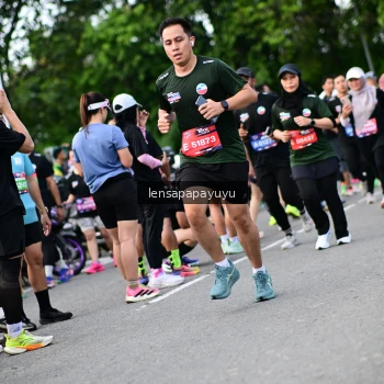 Runner Photo 4138111