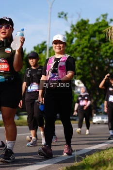 Runner Photo 4138149