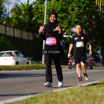 Runner Photo 4138175