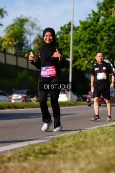 Runner Photo 4138181