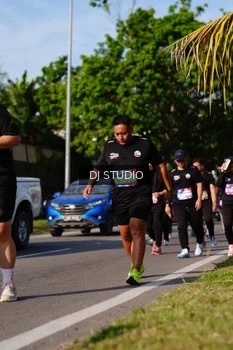 Runner Photo 4138193