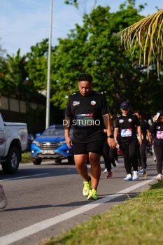 Runner Photo 4138195