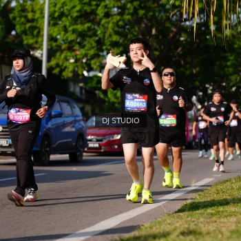 Runner Photo 4138255