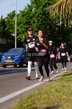 Runner Photo 4138283