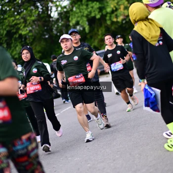 Runner Photo 4138327