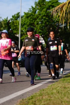 Runner Photo 4138333
