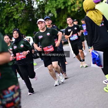 Runner Photo 4138337
