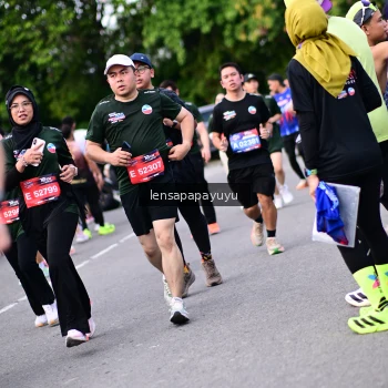 Runner Photo 4138341