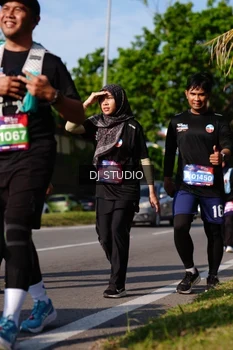 Runner Photo 4138345