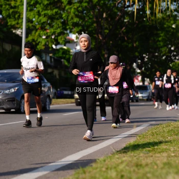 Runner Photo 4138359