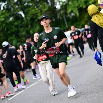 Runner Photo 4138378