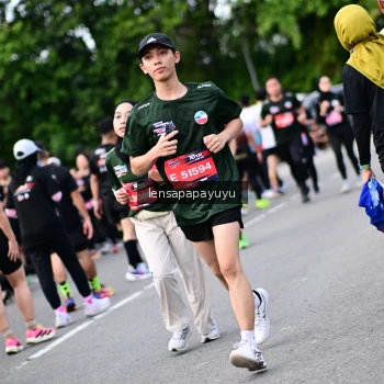 Runner Photo 4138387