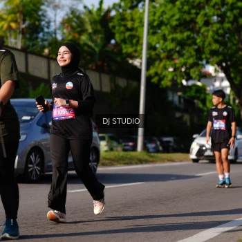 Runner Photo 4138400