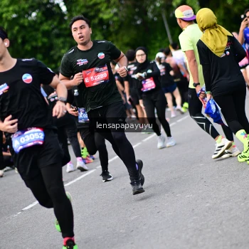 Runner Photo 4138412