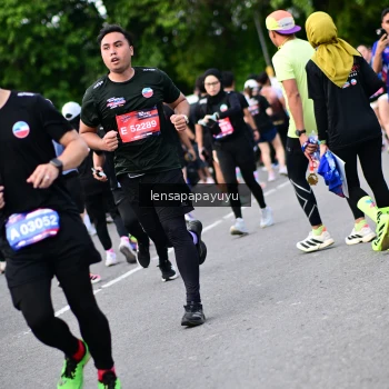 Runner Photo 4138414