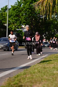Runner Photo 4138417