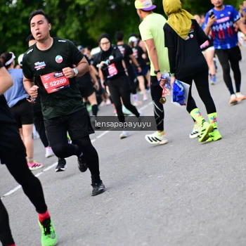 Runner Photo 4138424