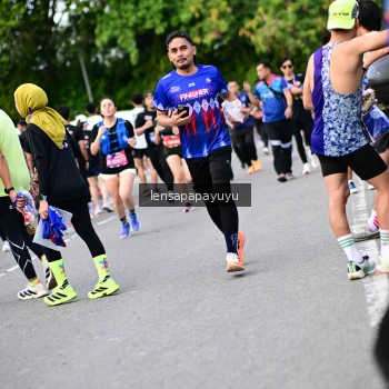 Runner Photo 4138428