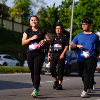 Runner Photo 4138429