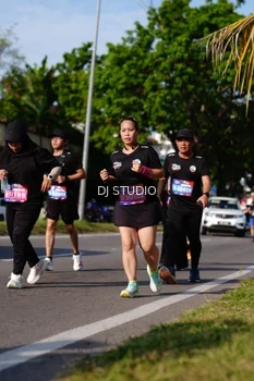 Runner Photo 4138435
