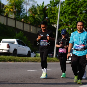 Runner Photo 4138448