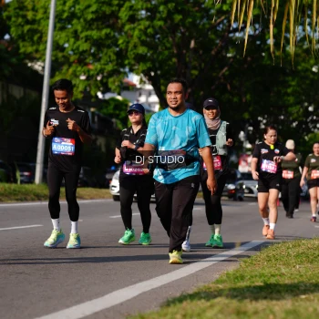 Runner Photo 4138449