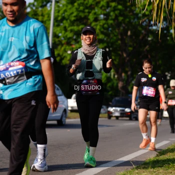 Runner Photo 4138454
