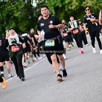 Runner Photo 4138493