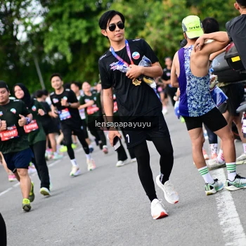 Runner Photo 4138534