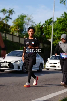 Runner Photo 4138552