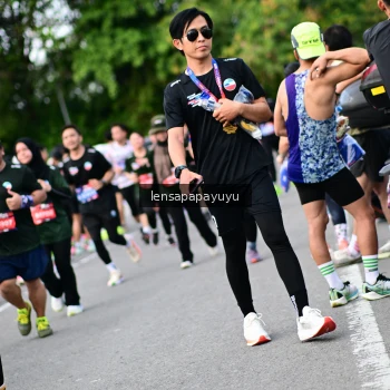 Runner Photo 4138553