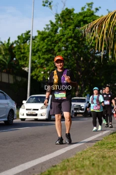 Runner Photo 4138564