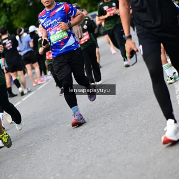 Runner Photo 4138584