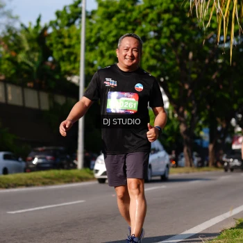 Runner Photo 4138671