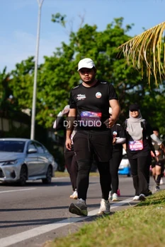 Runner Photo 4138762