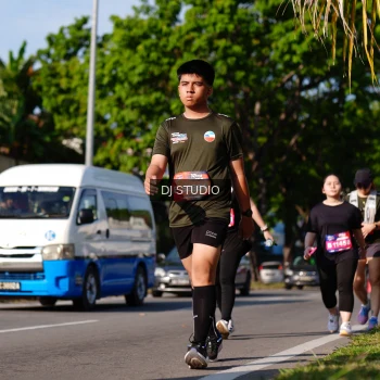 Runner Photo 4138776
