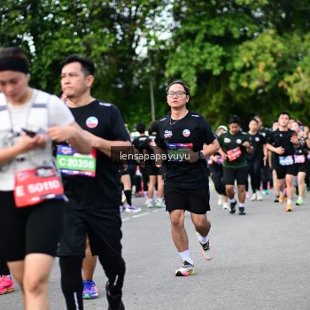 Runner Photo 4138811