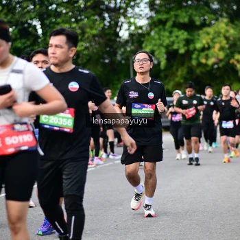 Runner Photo 4138820