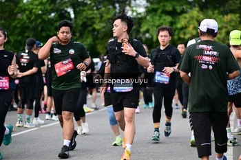 Runner Photo 4138837