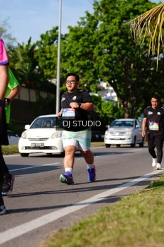 Runner Photo 4138896