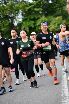Runner Photo 4138908