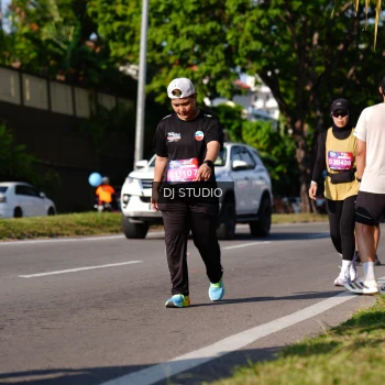 Runner Photo 4138930