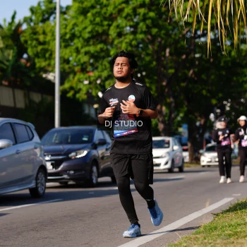 Runner Photo 4138974