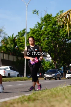 Runner Photo 4139048
