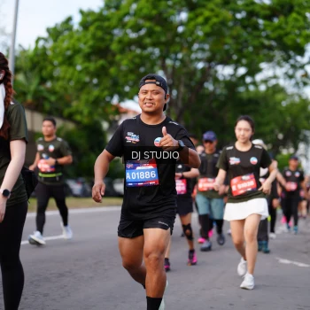 Runner Photo 4139096