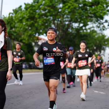 Runner Photo 4139098