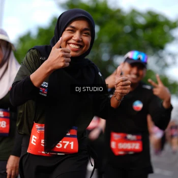 Runner Photo 4139116