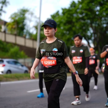 Runner Photo 4139118