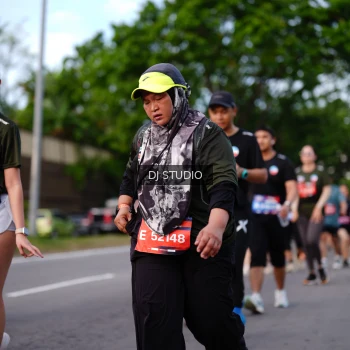 Runner Photo 4139149